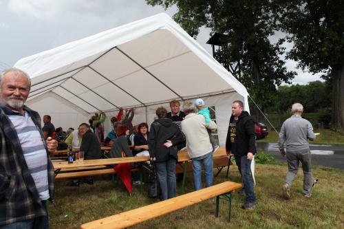 vesnická veselice v Hradišťanech